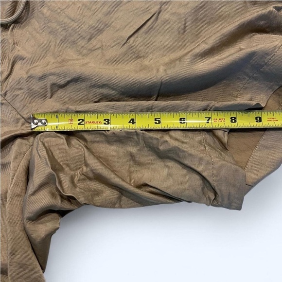 Mens Nike Sportswear Woven Athletic Shorts Khaki Size S At Knee. AR3229-247 - Picture 8 of 8